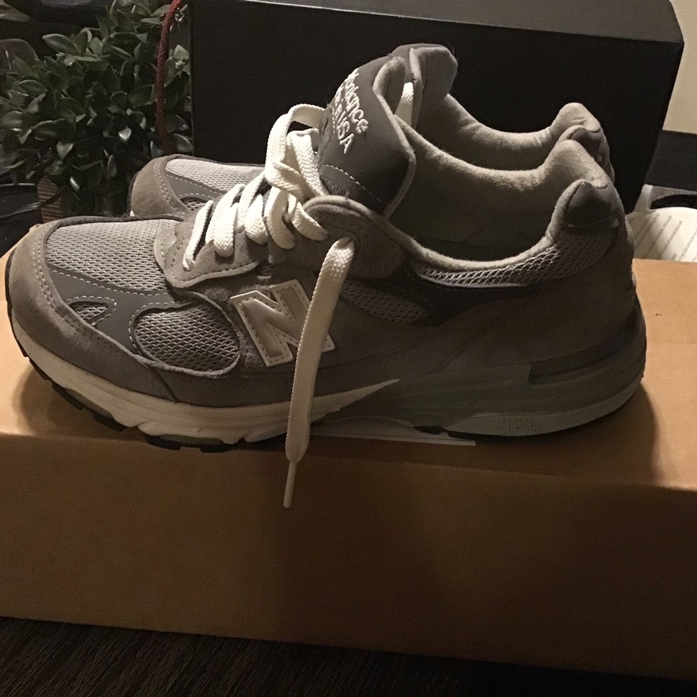 New Balance 993 Womens sz 6